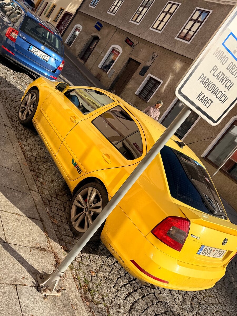 Škoda Octavia RS benzin automat - 4