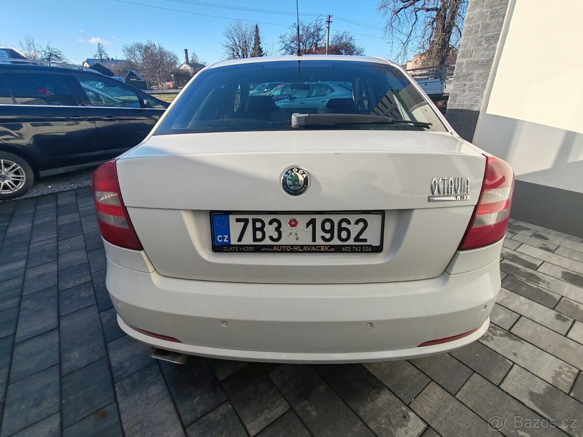 Škoda Octavia 1.6i,automat - 4