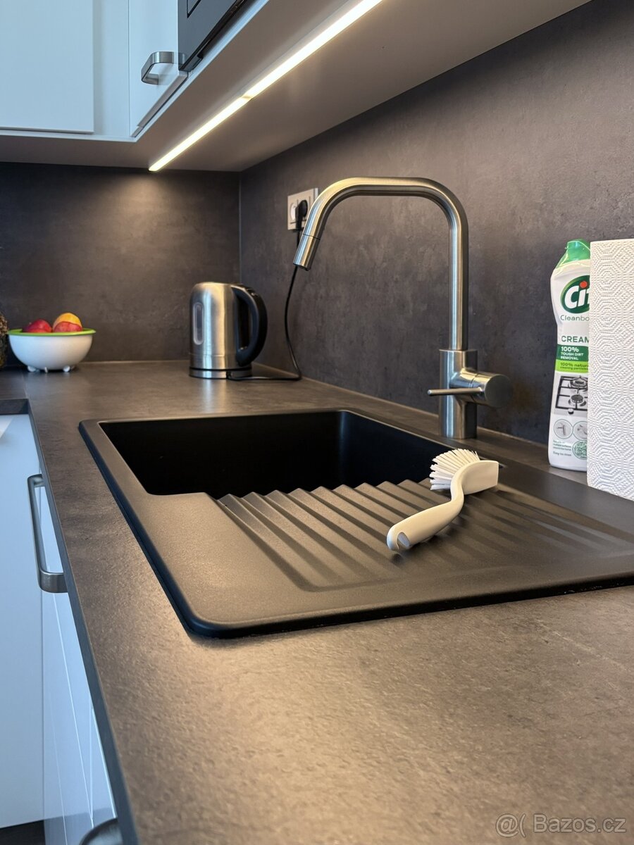 Prodám klidný byt 1+1 s lodžií po rekonstrukci, Šumperk - 4