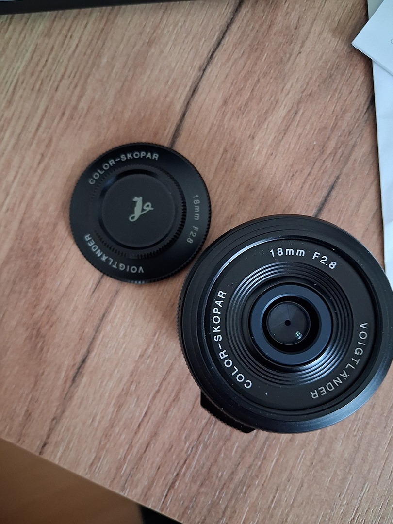 Voigtlander 18 F/2.8 Color Skopar Aspherical Fujifilm X blac - 4