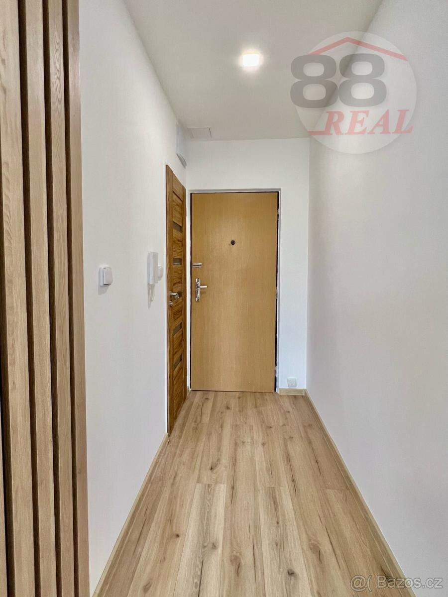 Pronájem 1+1, J.Á. Komenského, Klášterec nad Ohří - 4