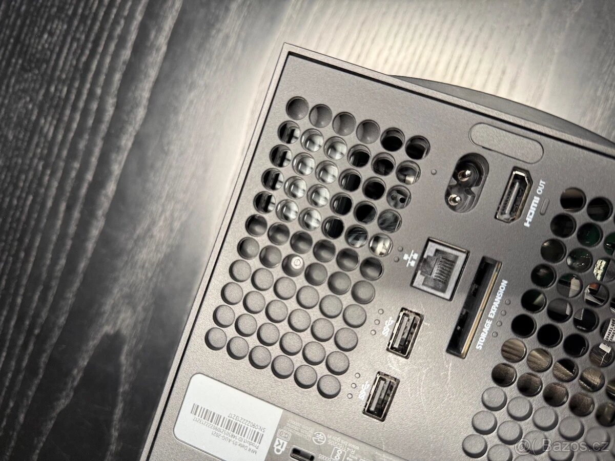 Microsoft Xbox Series X - 4