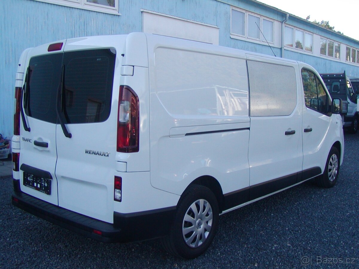Renault Trafic 1.6DCi, 5-MÍST, 1.MAJ.ČR, VÝB.STAV - 4