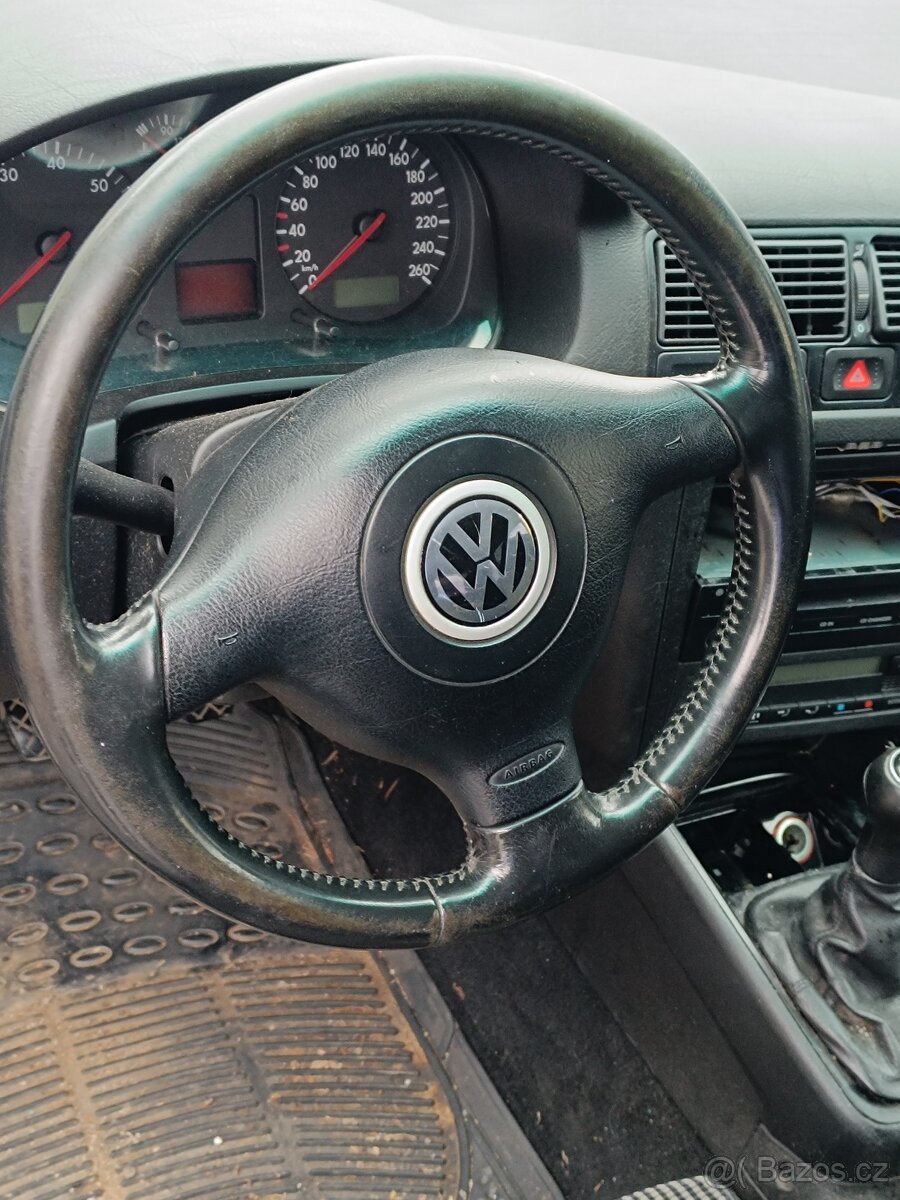 Volkswagen Golf 4 hatchback 3dv. r.02 1.6 Díly - 4