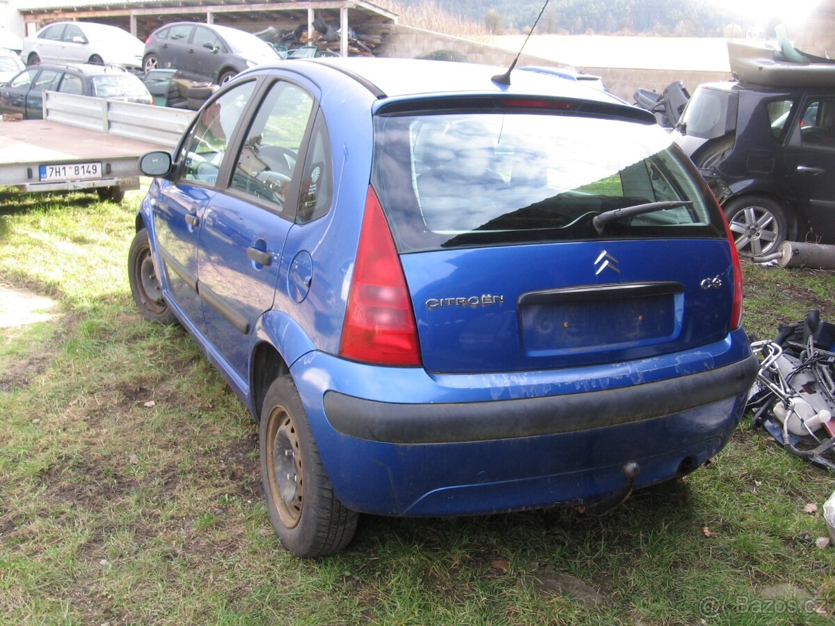 Prodam dily na Citroen C3 R.V. 2003 benzin 5 dvirko - 4