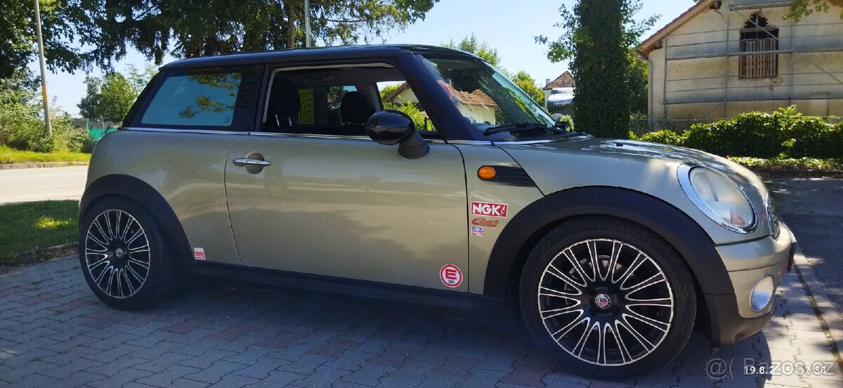 Mini Cooper R56 1.6, 88kW, 2007 - 4
