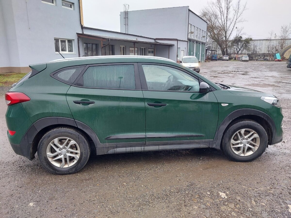 Hyundai Tucson - 4