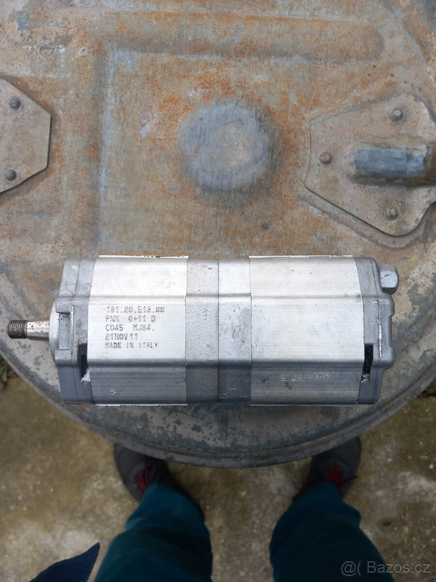 Hydraulické dvoj čerpadlo - 4