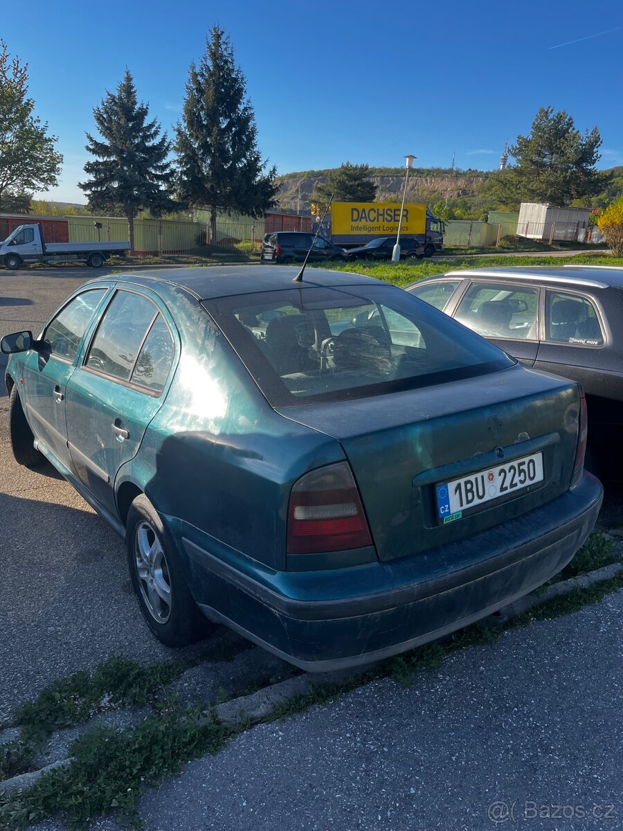 Škoda Octavia 1 - 4