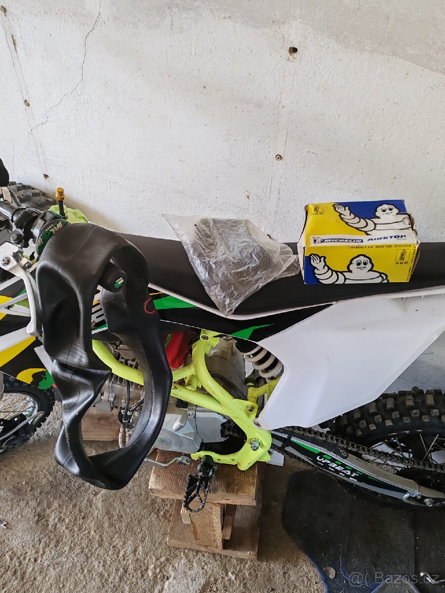 Prodám pitbike 125ccm