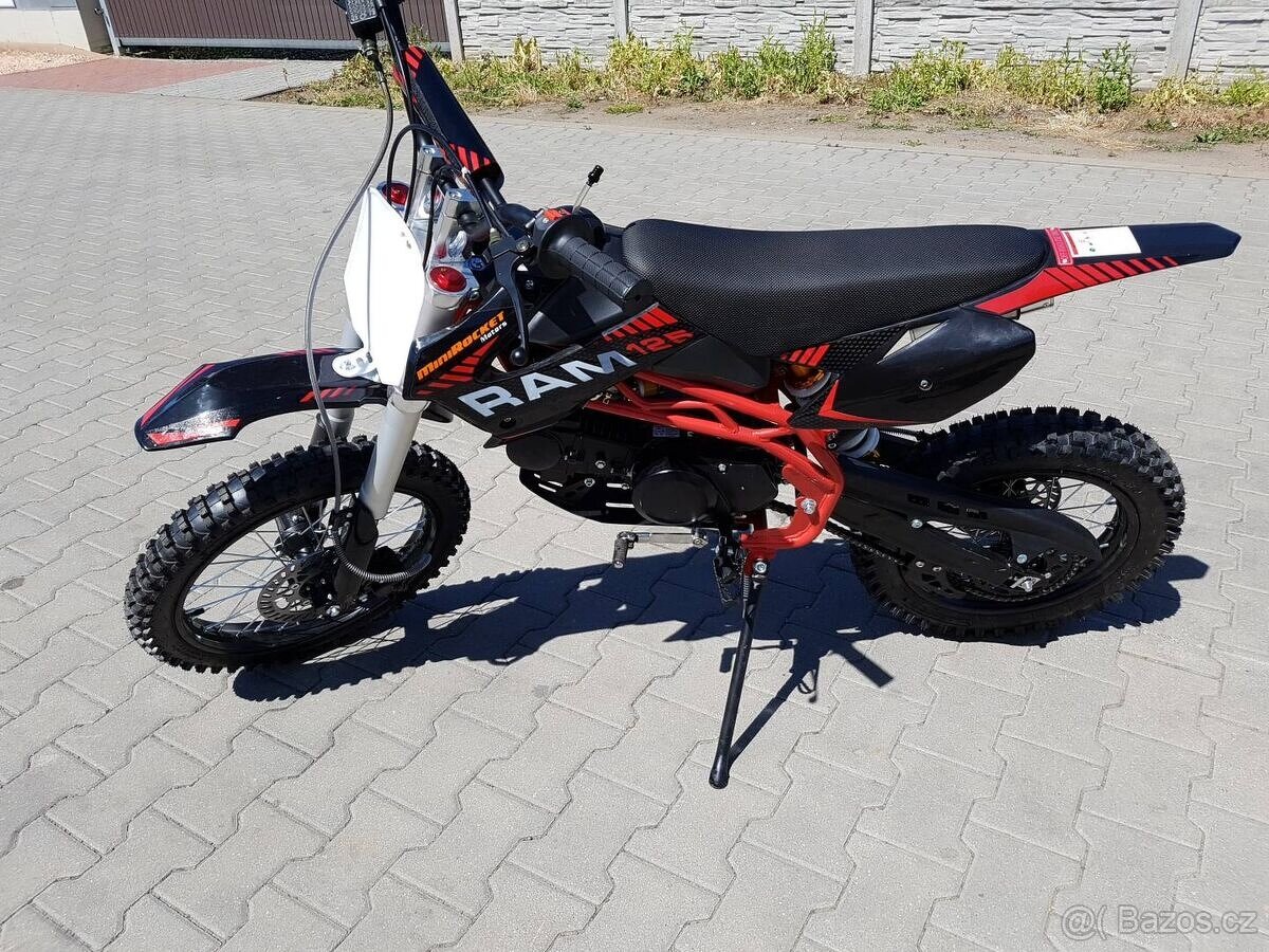 motorka Sky 125ccm 17/14 černá