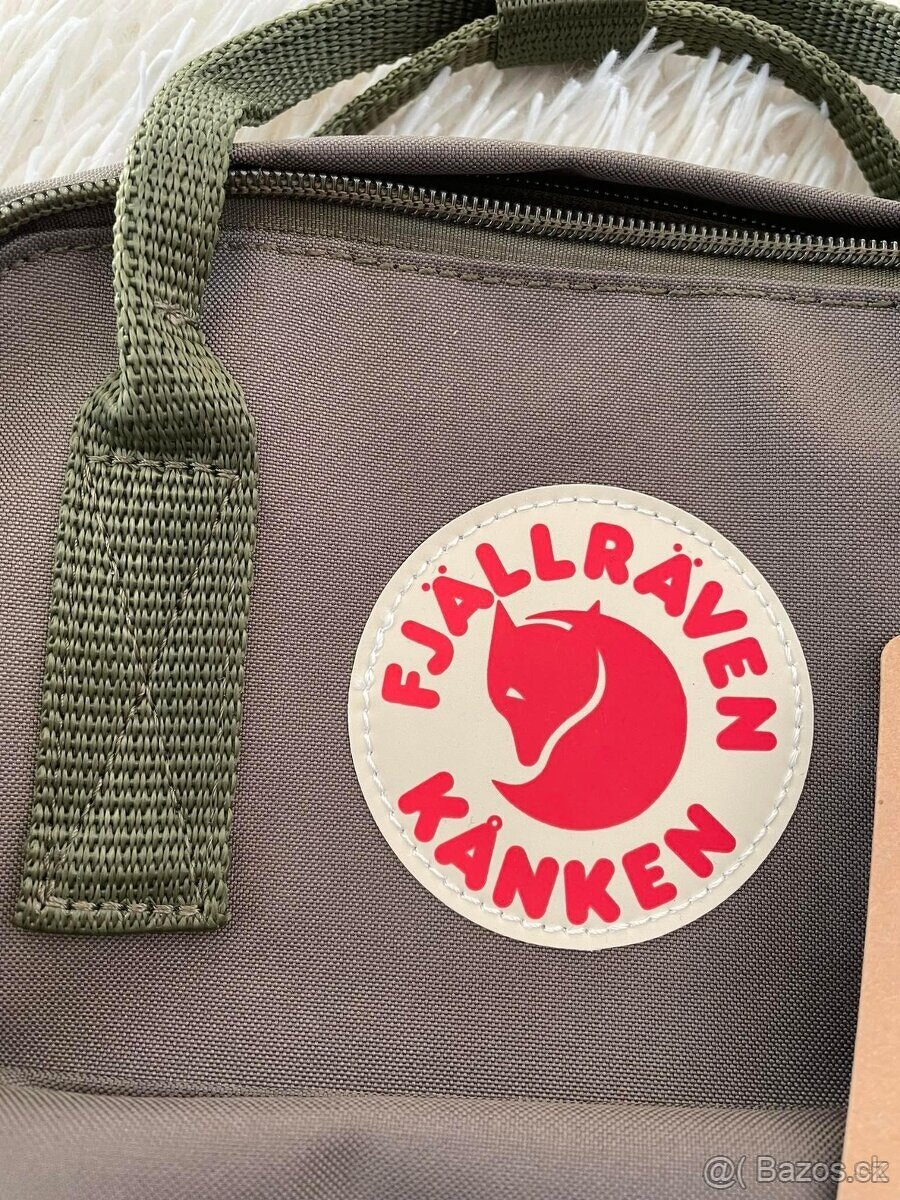 Nový batoh Fjällräven Kanken military 7L - 4