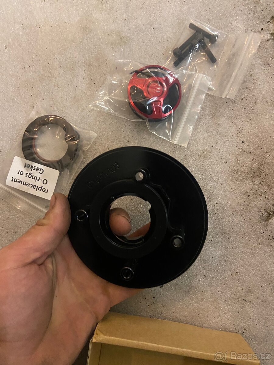 Rychlozavíraci víčko nádrže - 4