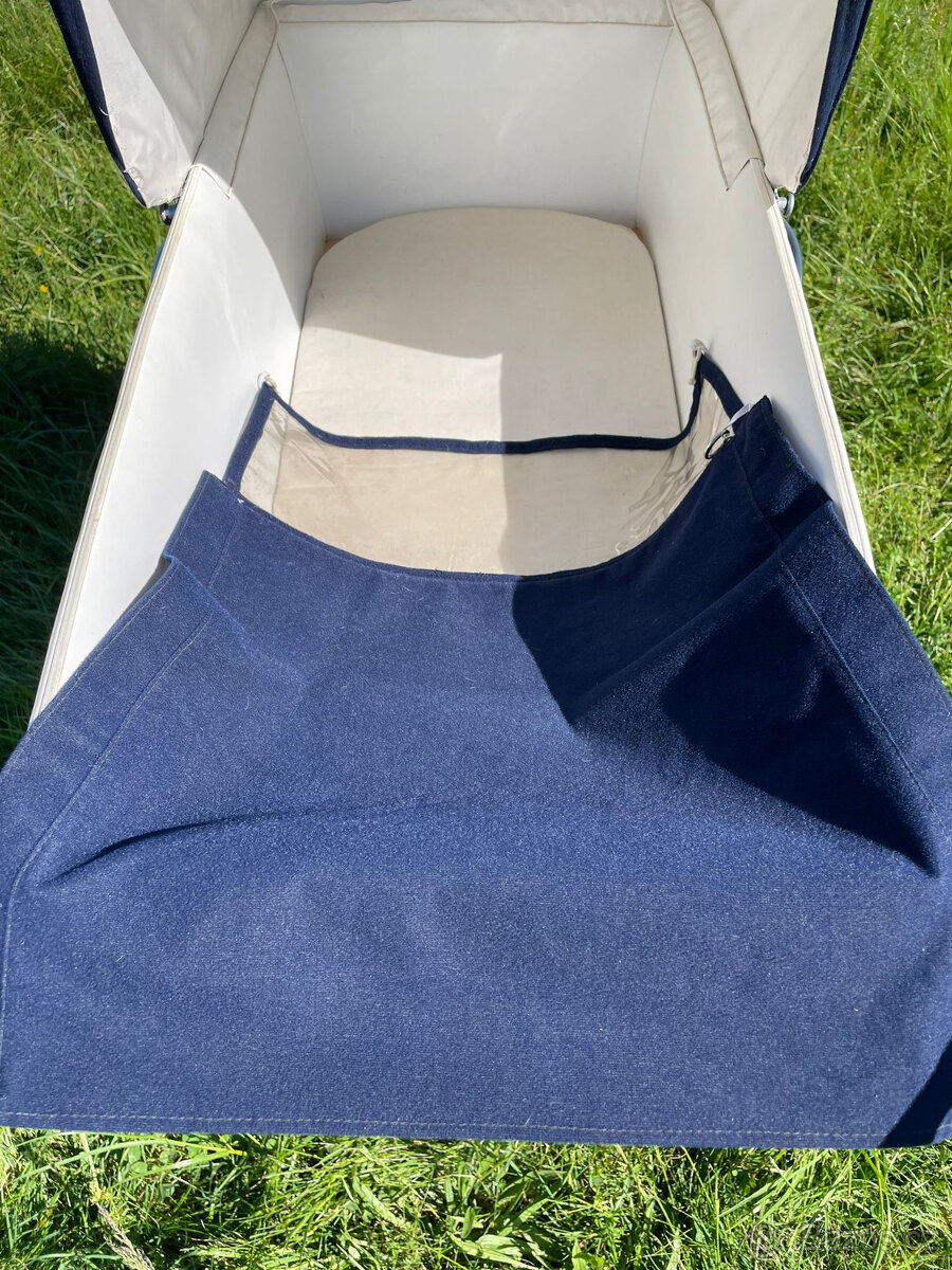 Retro kočárek zn. Record - 4