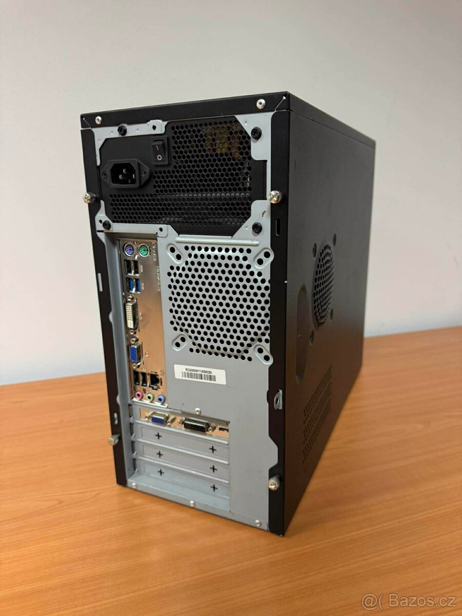 Prodej stolních počítačů - 4