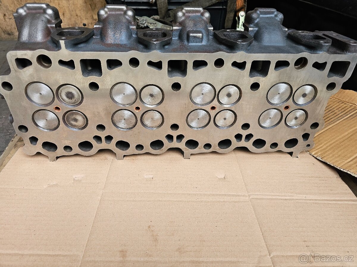 Hlava Motora RENAULT MIDLUM 220DXI - 4