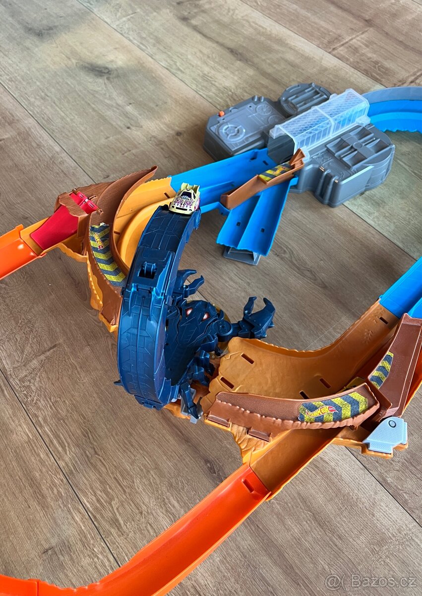 Hot Wheels Monster Trucks Štír - 4