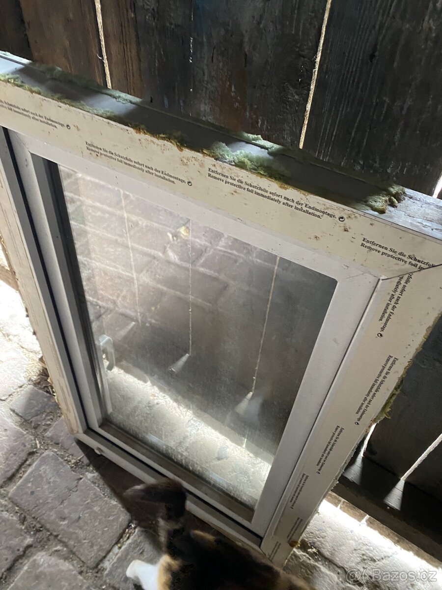 Okno bílé použité 60x90 cm - 4