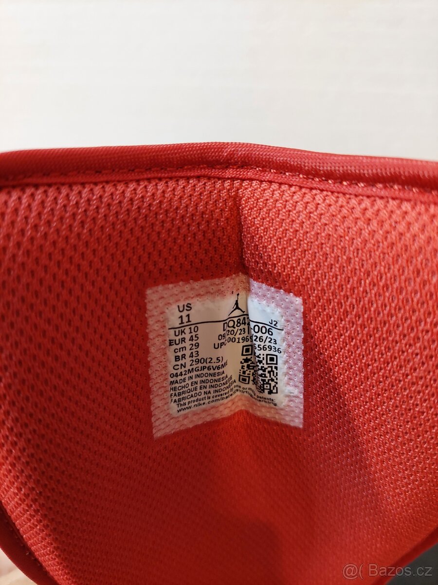 Air Jordan 1 Mid Black Cement - 4