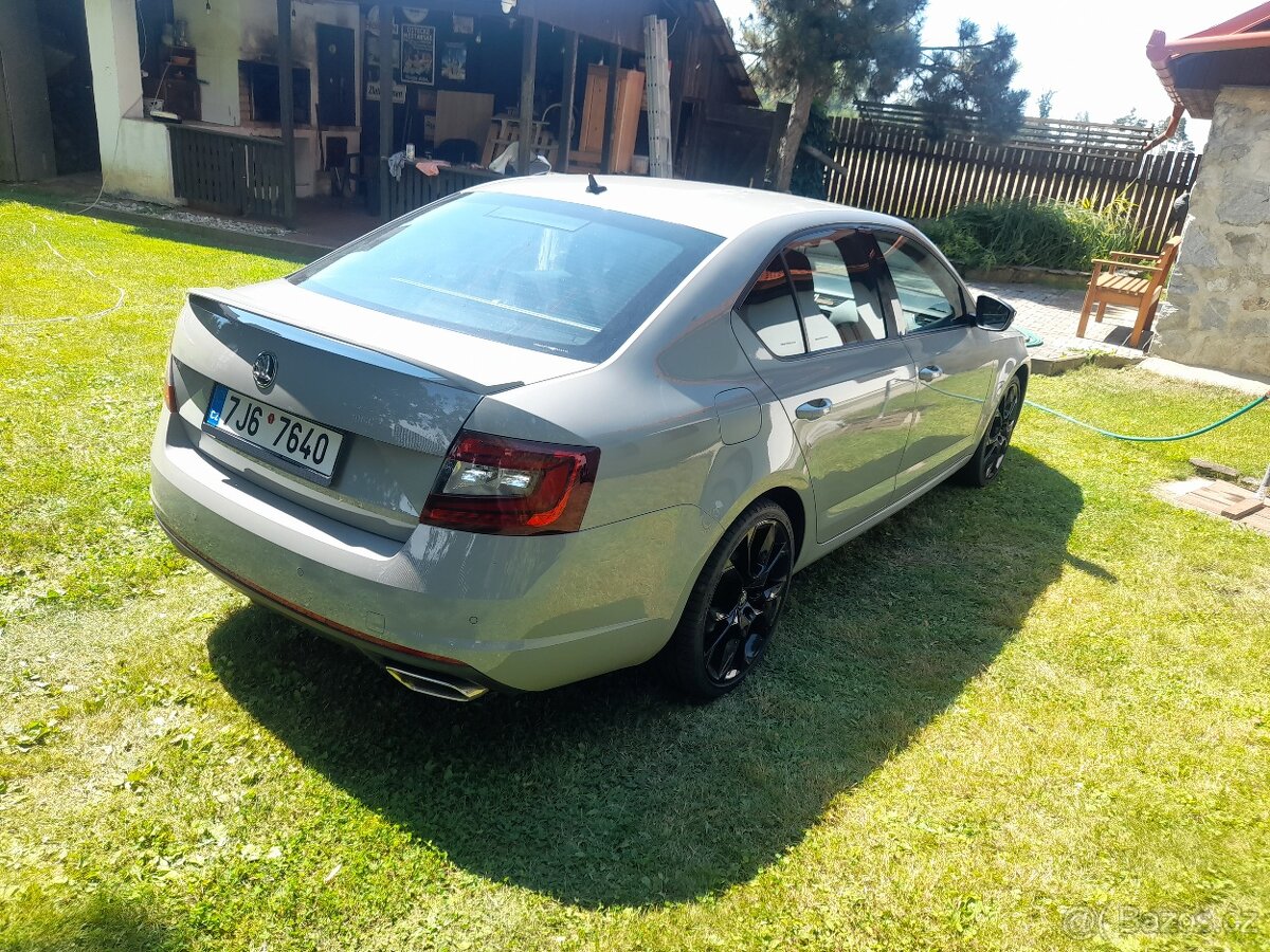 Škoda Octavia 3 RS,2.0 tdi, koupeno nové v ČR. - 4