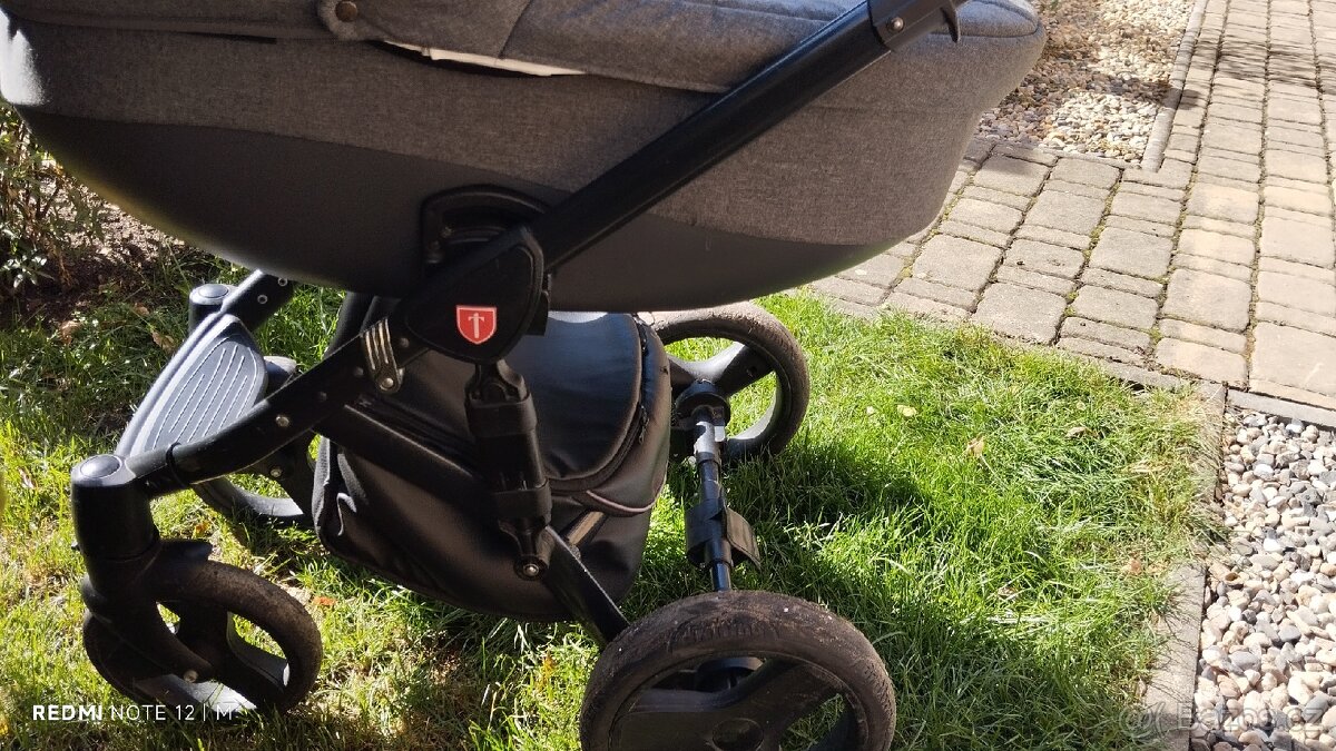 Kočárek Tudore Forester - 4