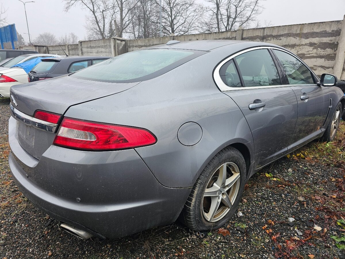 JAGUAR XF 2011 3.0D 177kW NEFUNKČNÍ MOTOR - 4