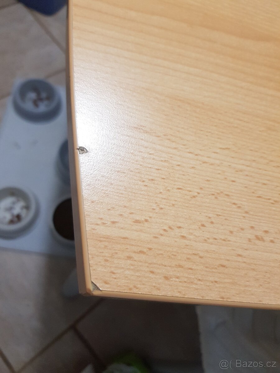 Jídelní stůl a židle - 4