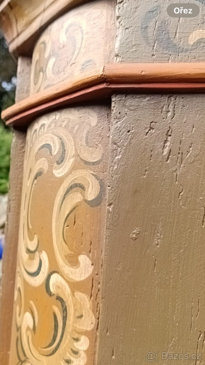 Starožitná skříň - 4