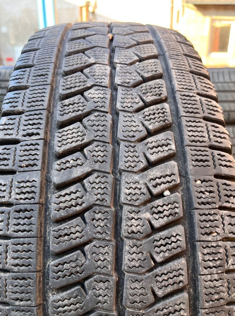 2ks. Pneu DODGE RAM 1500 - LT275/70 R18 - DOT 022 - 4