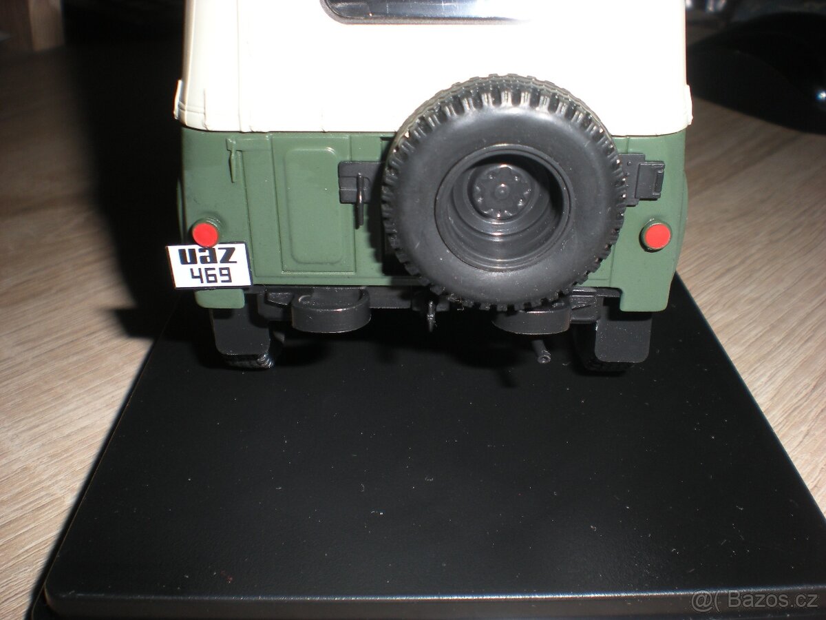 model UAZ, 1:24 - 4