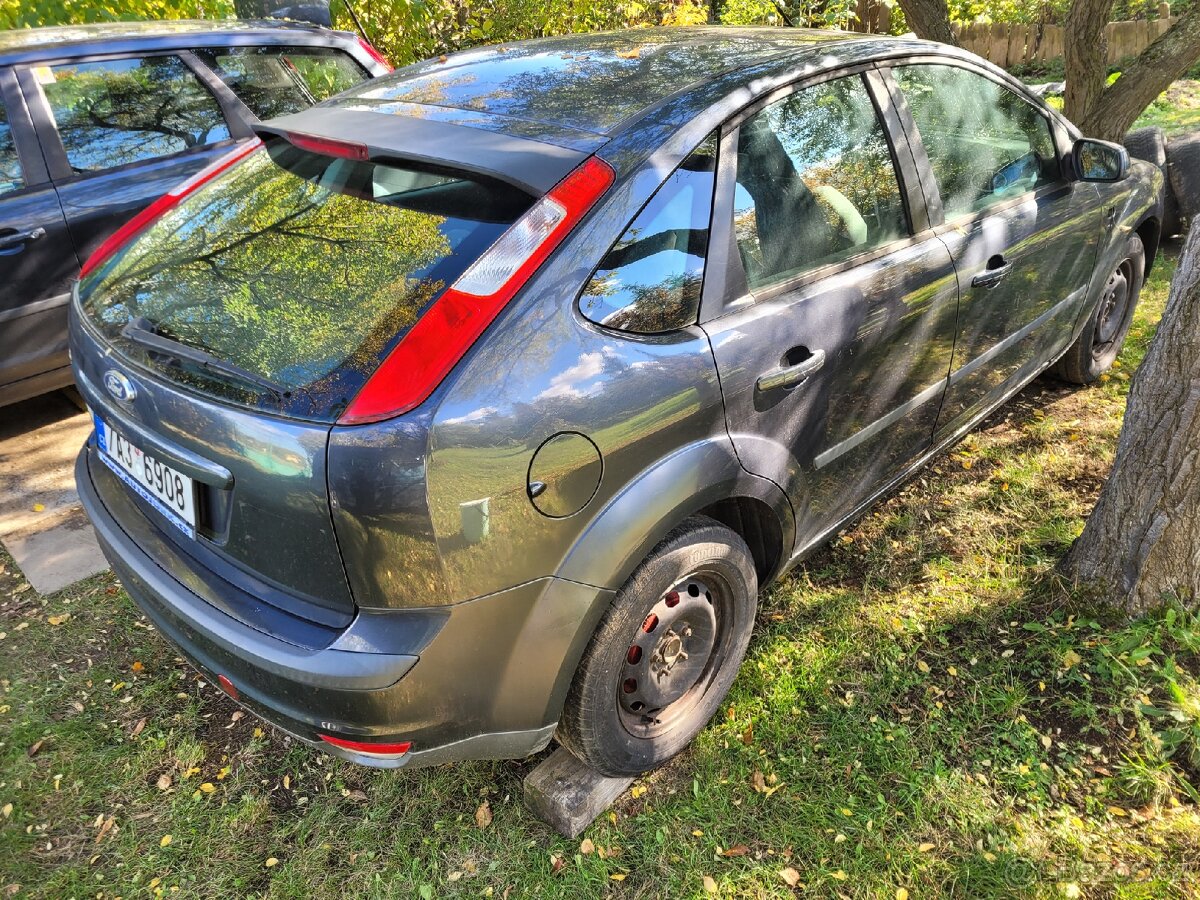 Ford Focus mk2 2007 1.6 74kW - 4