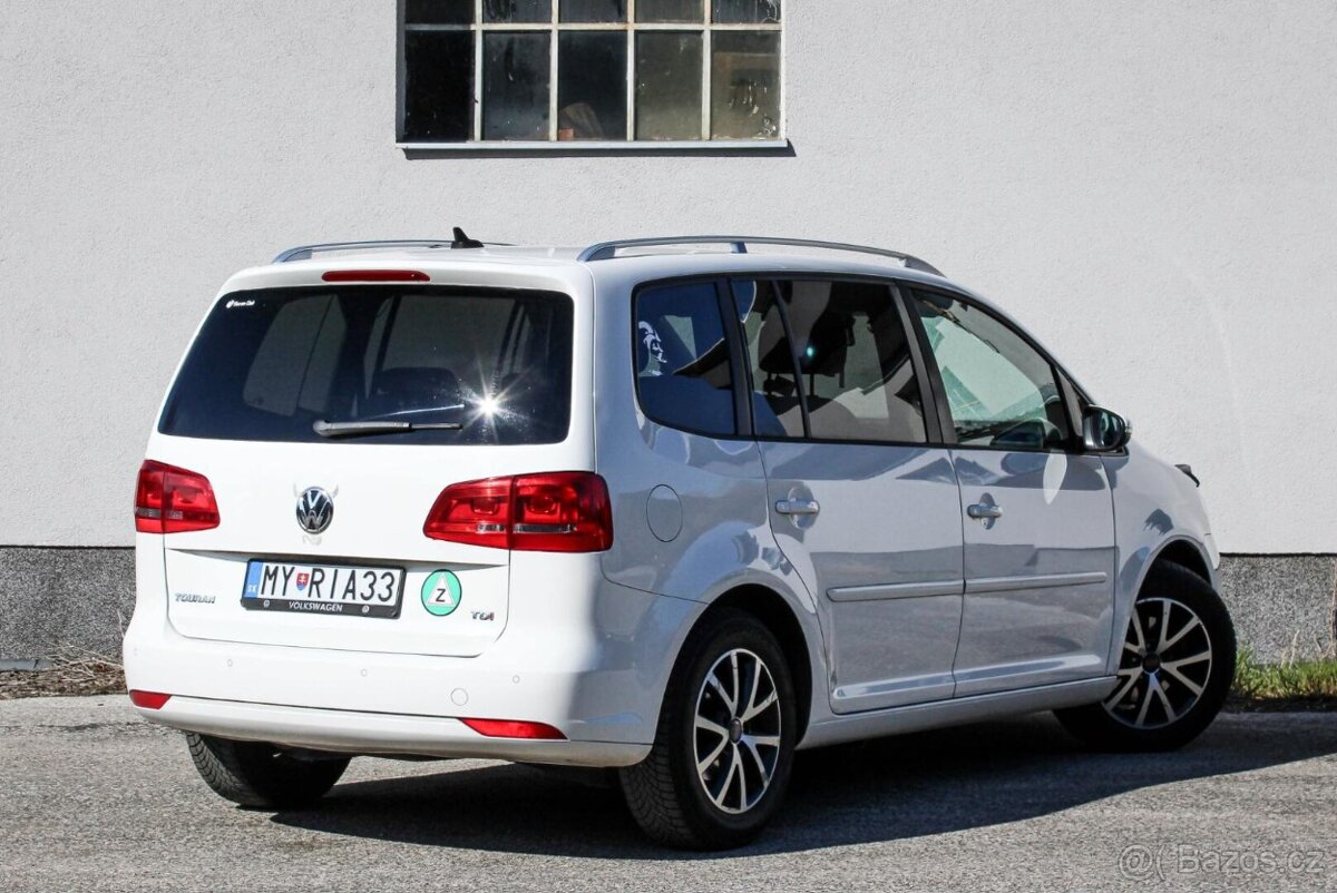 Volkswagen Touran 1.6 TDI DSG - 4