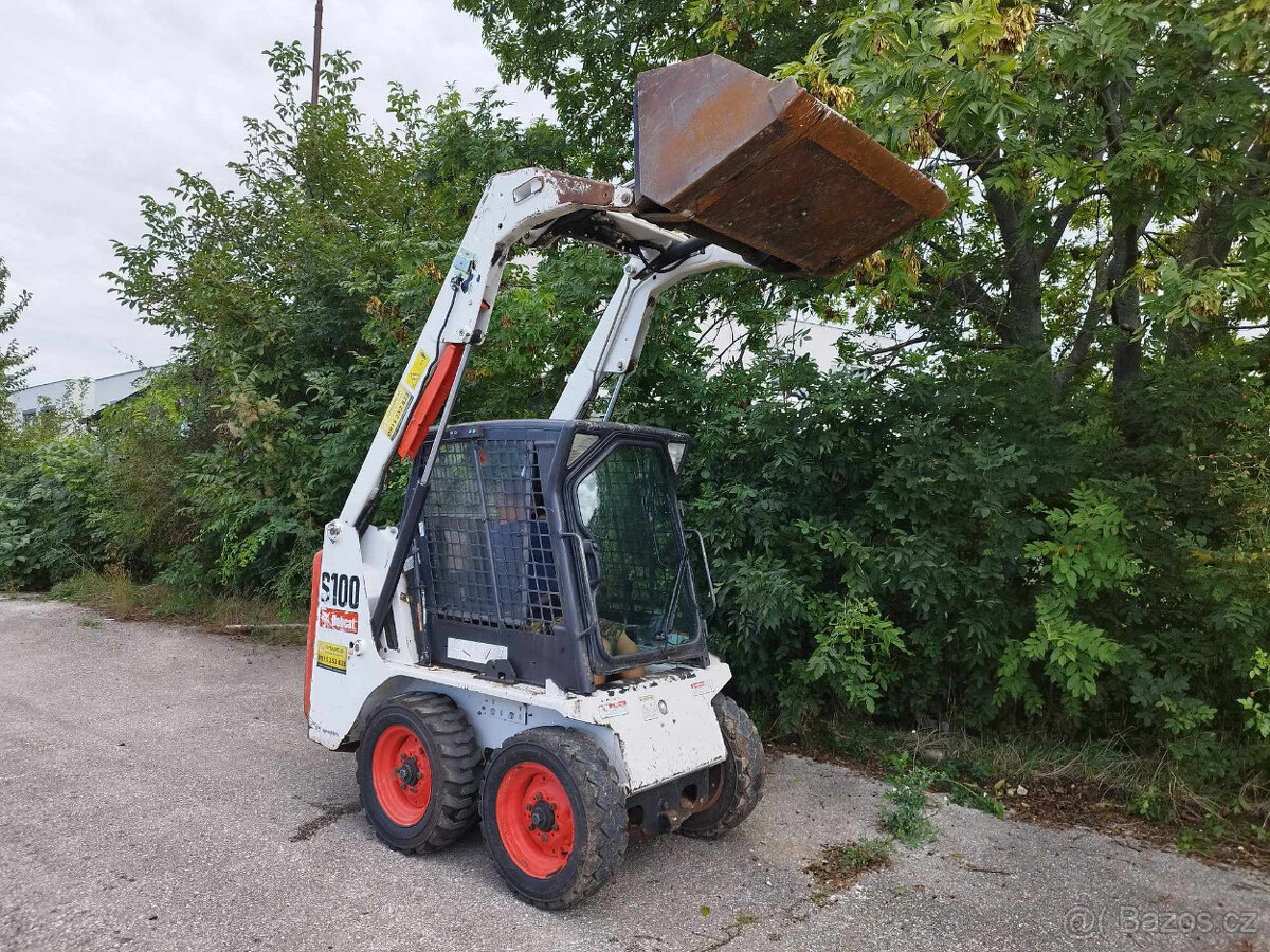Nakladač Bobcat S100. ŠPZ. - 4