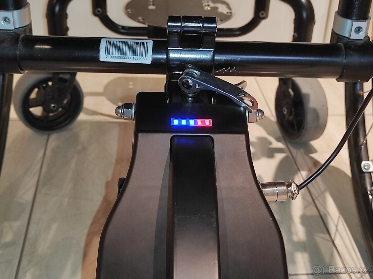 Prídavný pohon k invalidnému vozíku - Smartdrive - 4