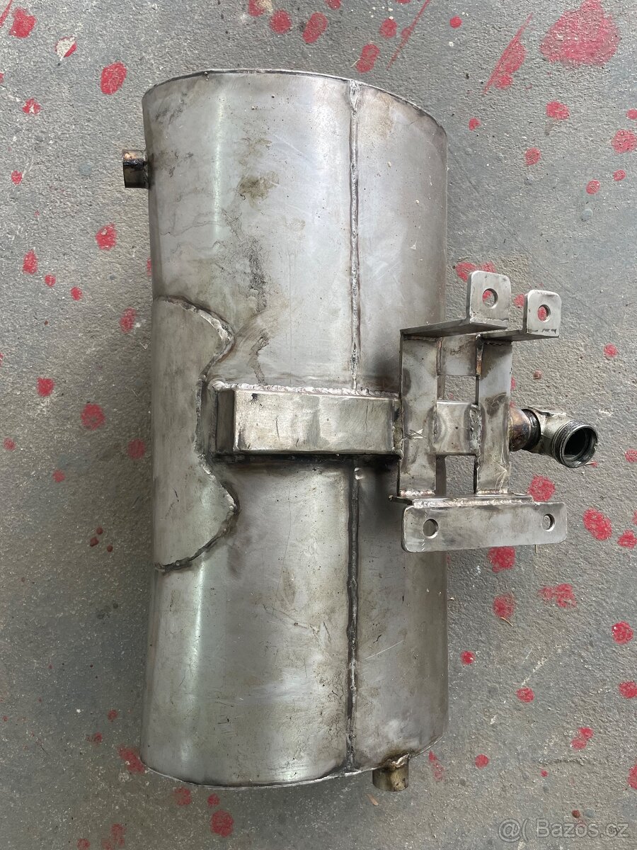 Nerezová nádrž (olejová, palivová…) - 4