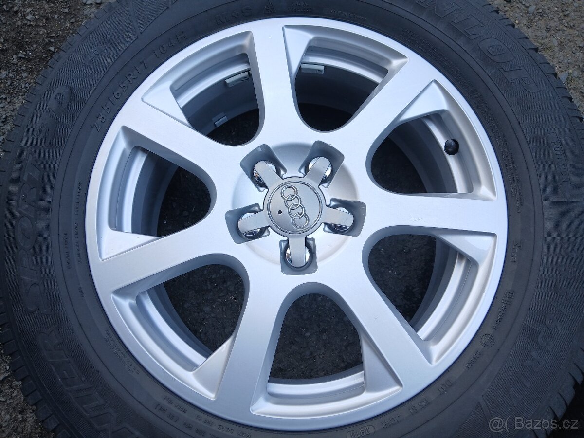 Prodám sadu Orig ALU kol Audi 235/65R17 zimní - 4