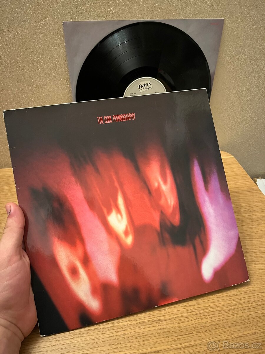 The Cure – Pornography - 4