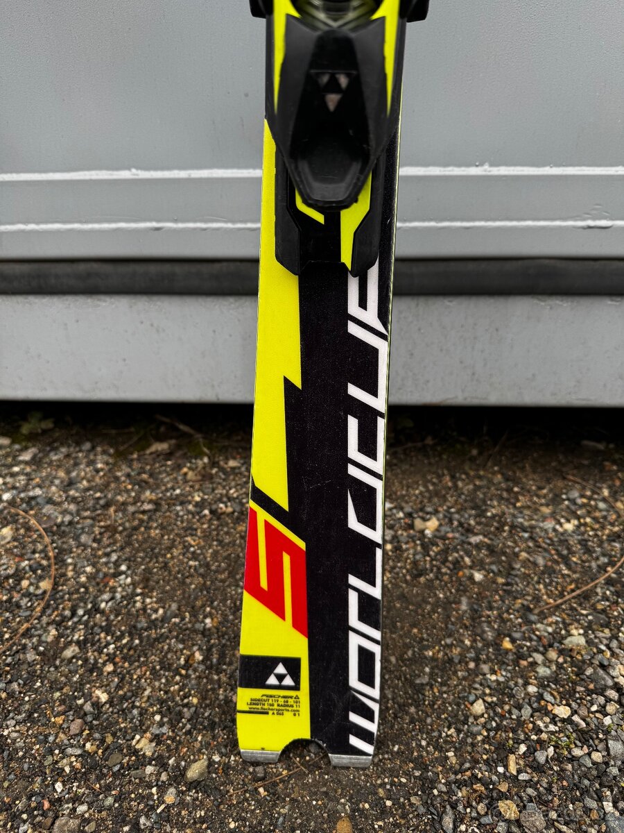 Fischer RC4 150 cm - 4