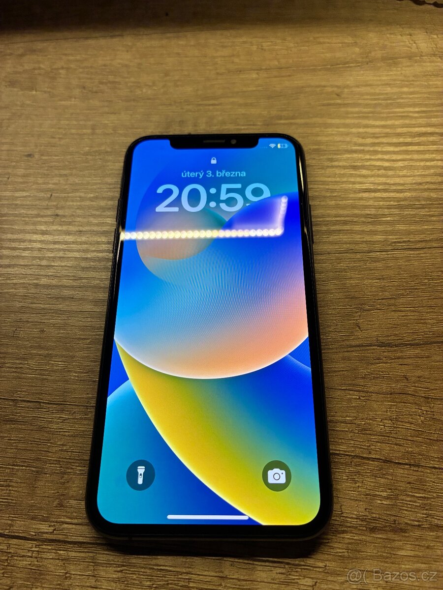 IPhone XS - 4