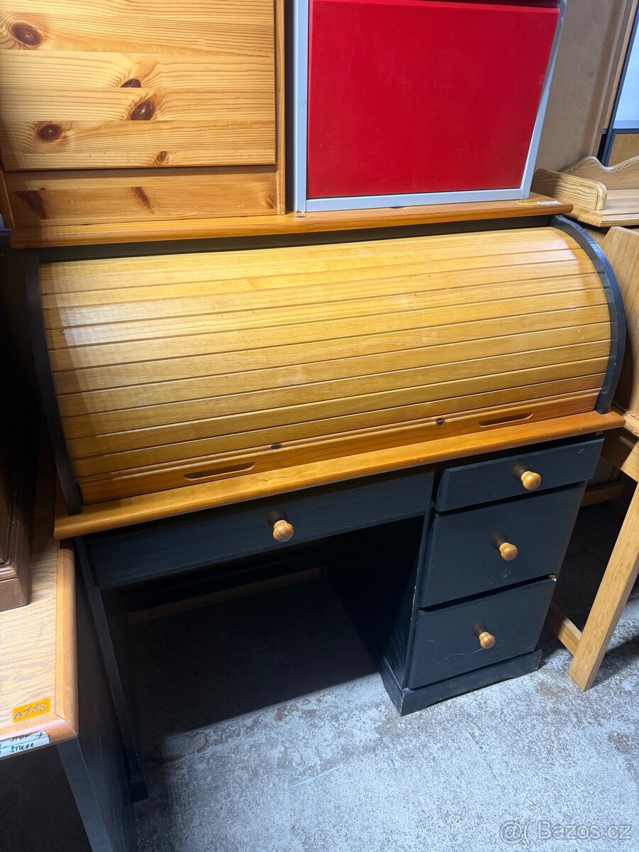 Psací stůl typu sekretáře - 4