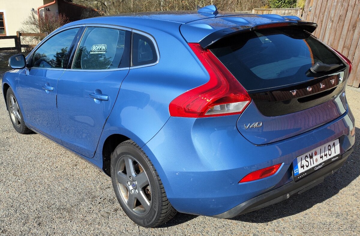 2015 Volvo v40 - 4