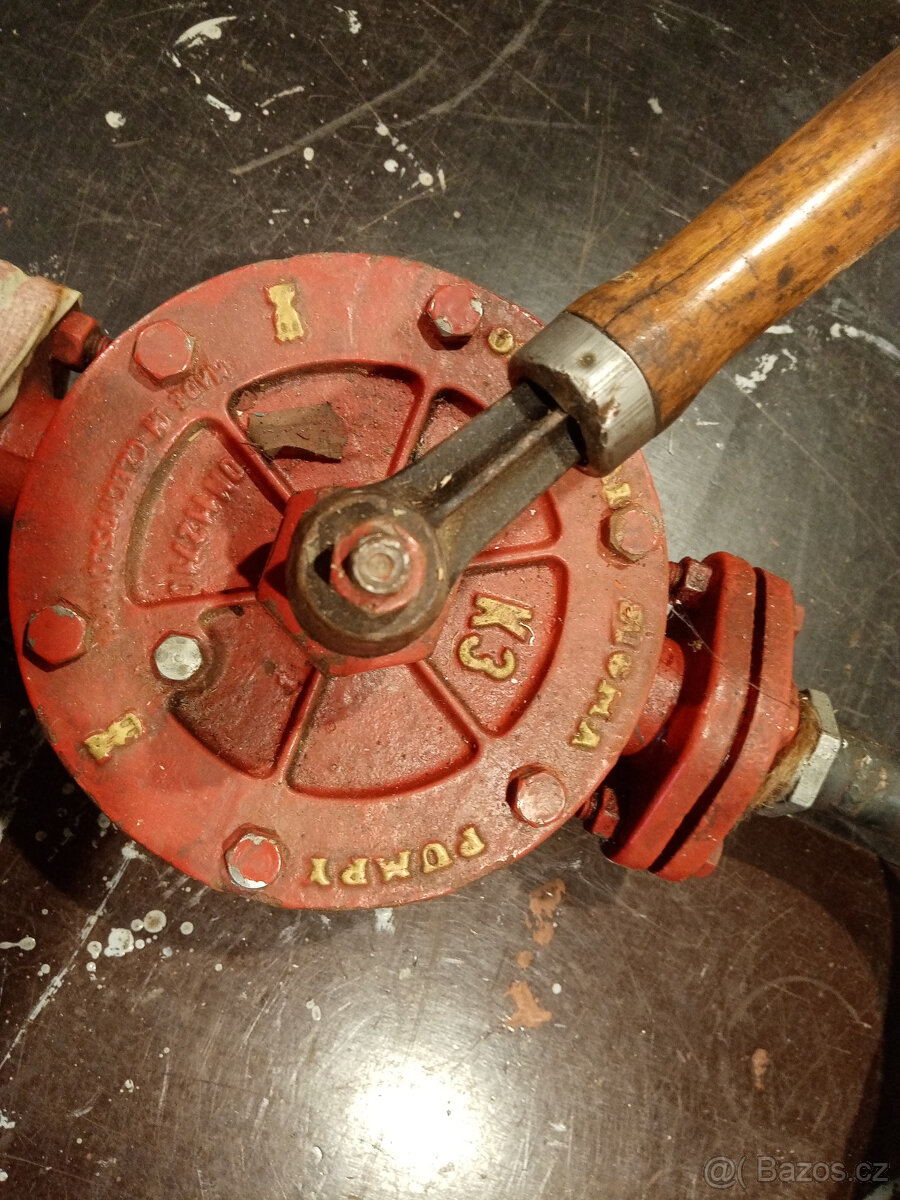 Ruční pumpa K3 - 4