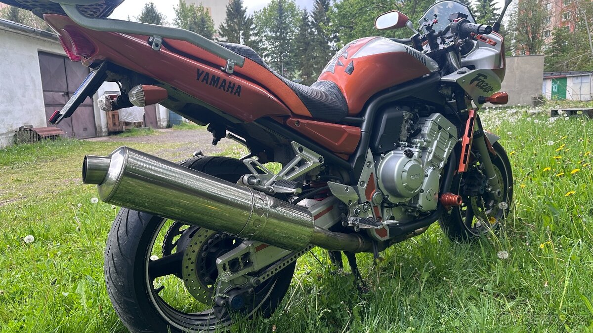 Yamaha 1000 FZS - 4