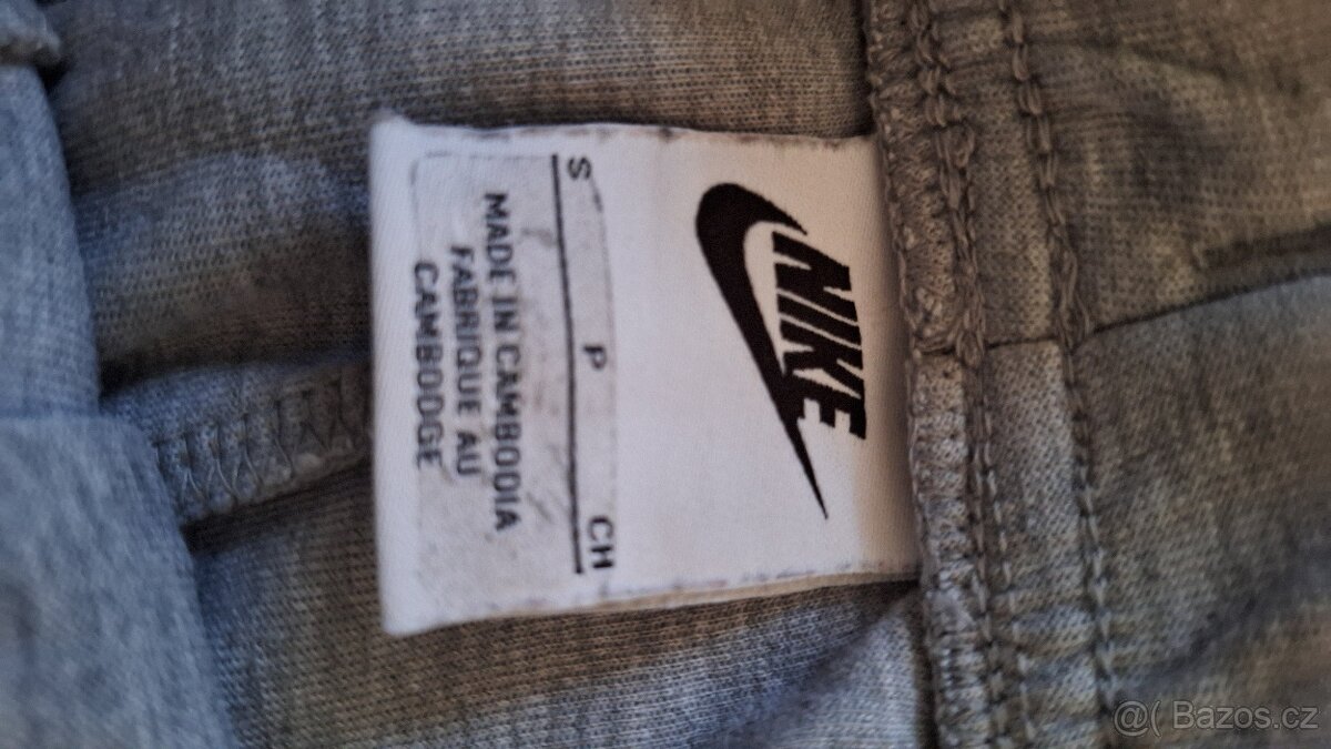 Tepláky Nike - 4