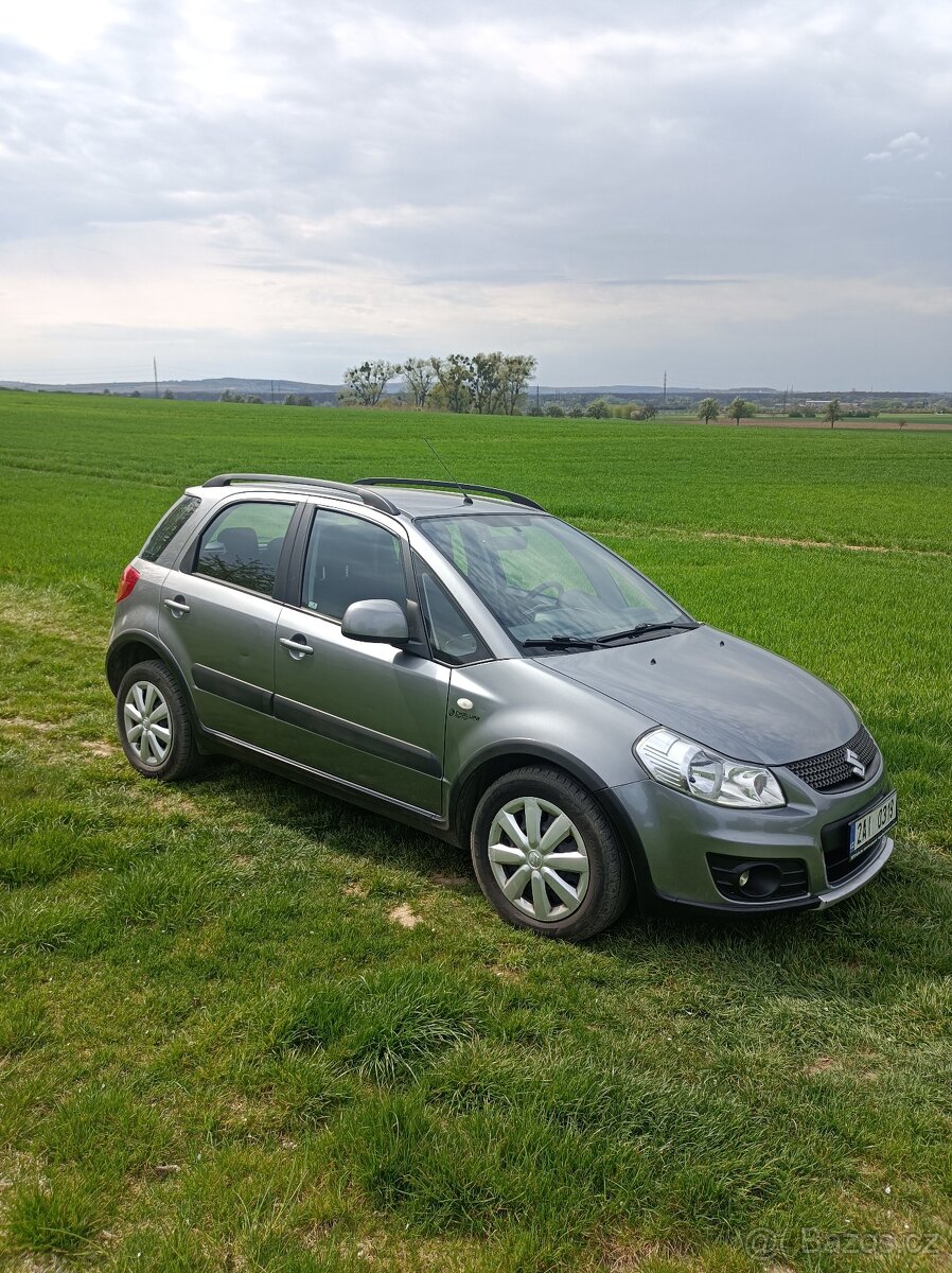 Suzuki SX4 - 4