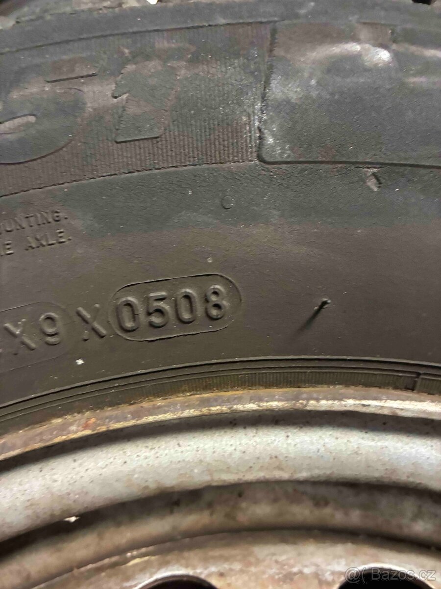 Prodám Plechové disky 15" + Pneu Michelin - 4