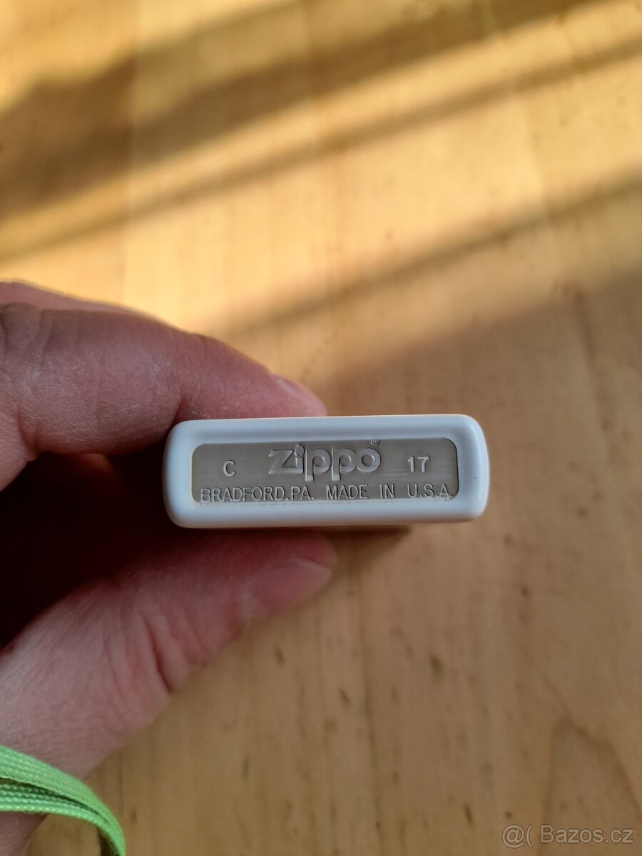 Zippo zapalovač - 4