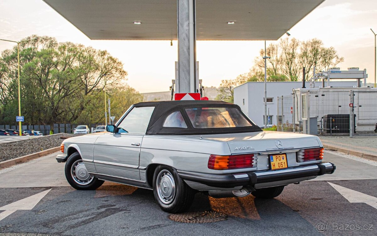 Mercedes-Benz SL450 R107 - 4