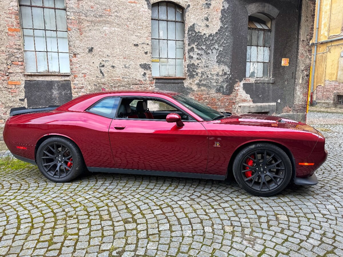 Dodge Challenger 6.4L V8 HEMI SCAT PACK - 4