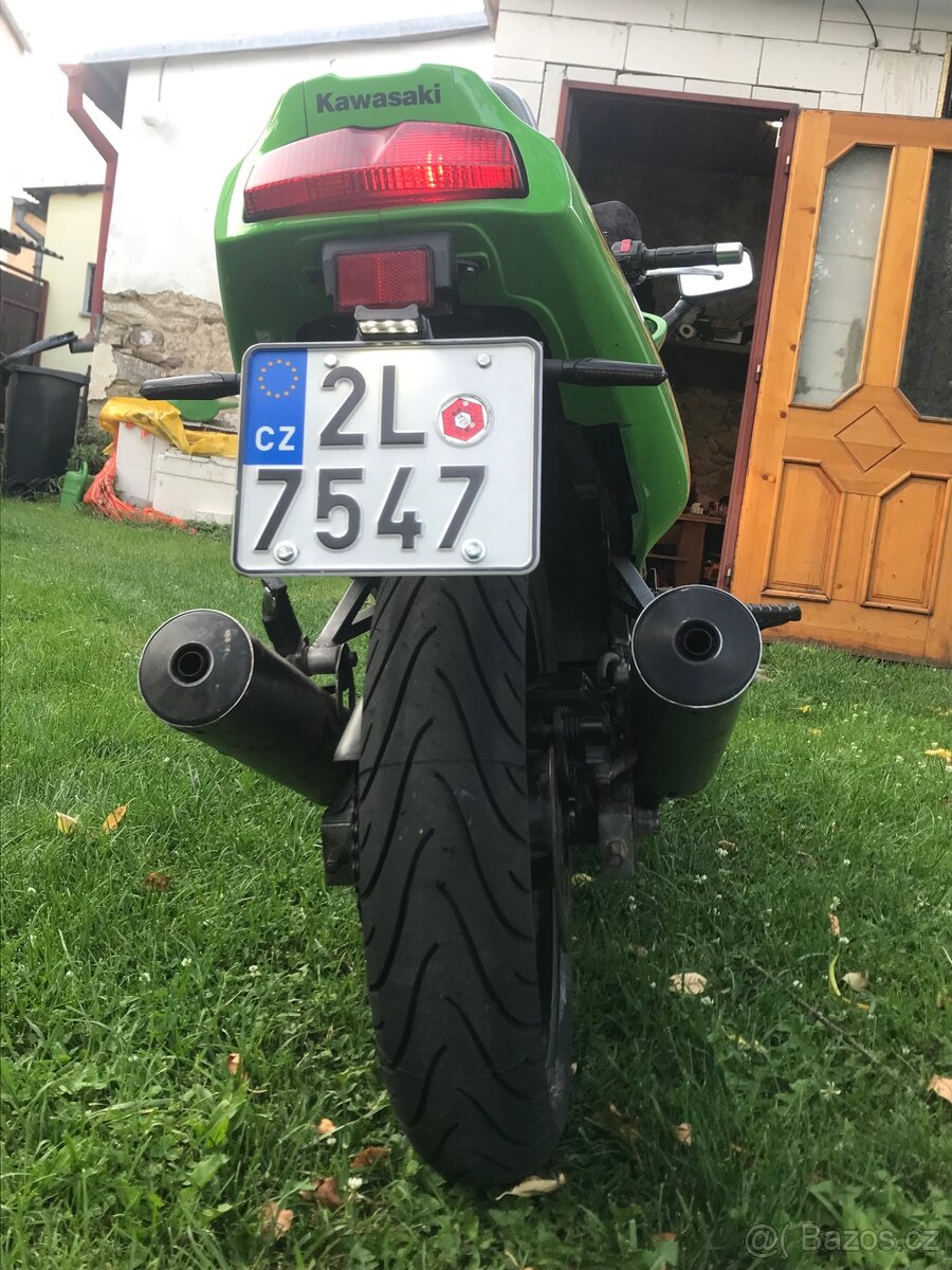 Kawasaki gpz500s - 4